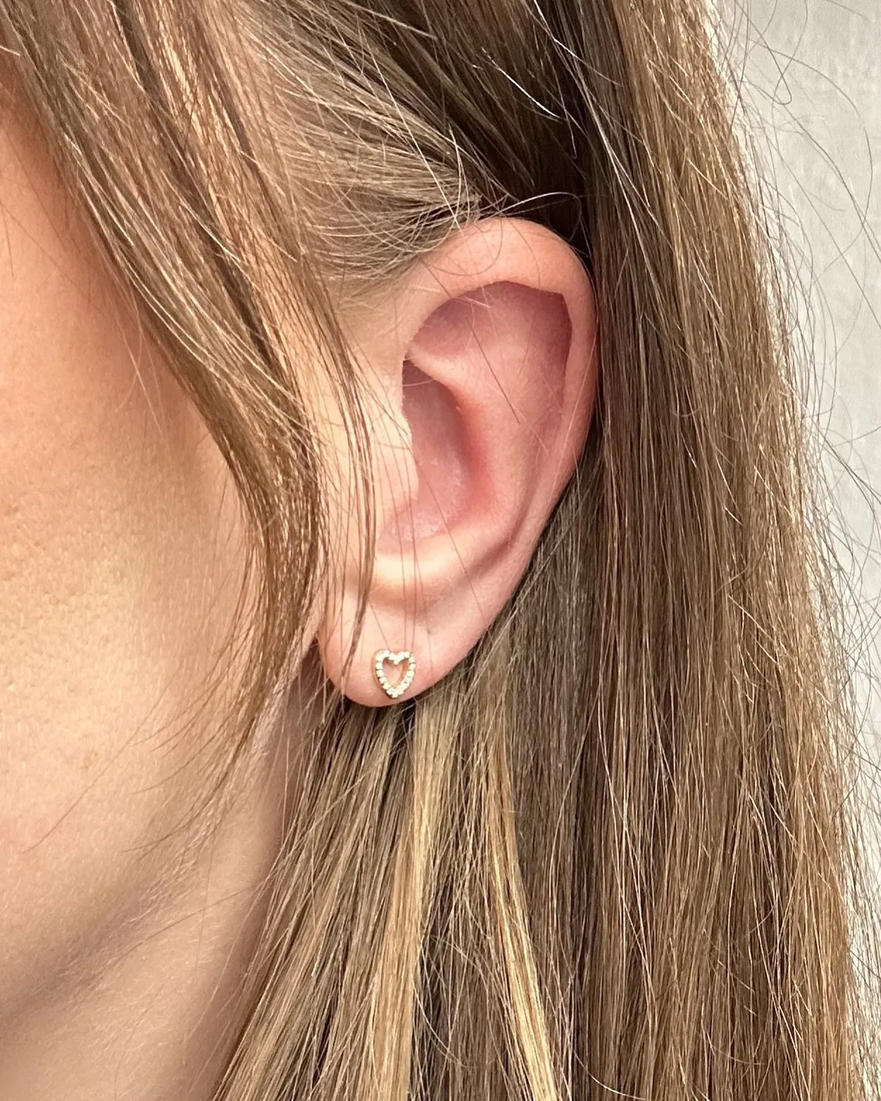 CHRISTOFFERSEN JEWELLERY HJERTE ØRESTIKKER 14 KARAT GULD MED 0,09 CARAT BRILLANTER - 3071281G