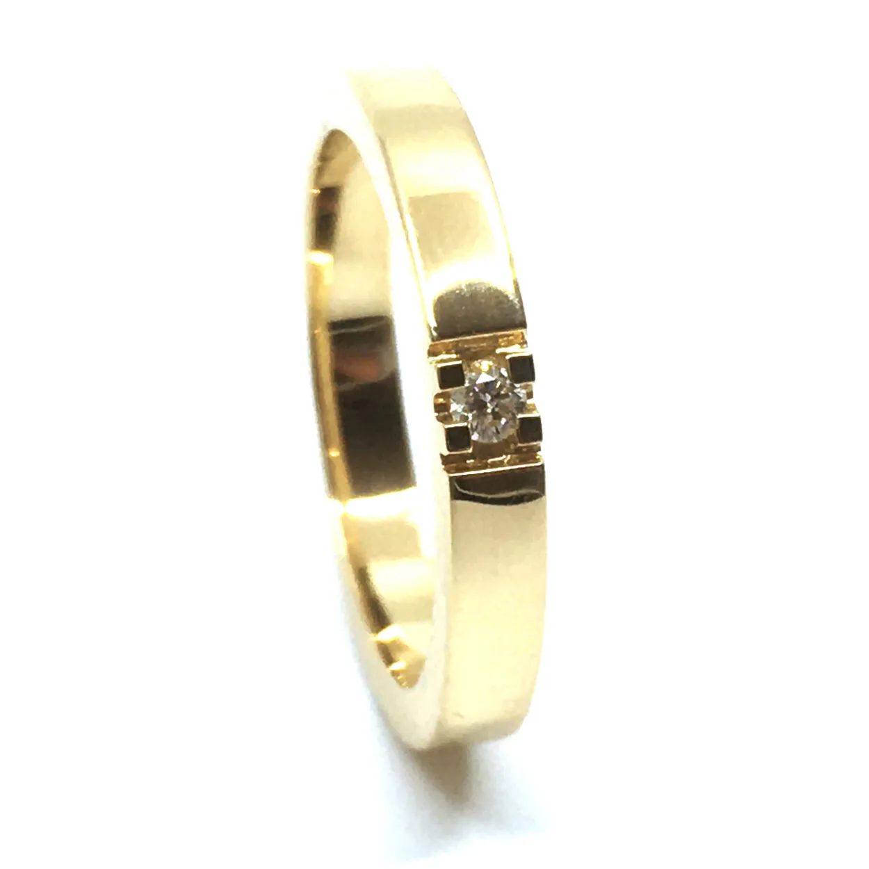14 KT. ALLIANCE RING GULD MED BRILLANT 1X0,03 CT. W/SI
