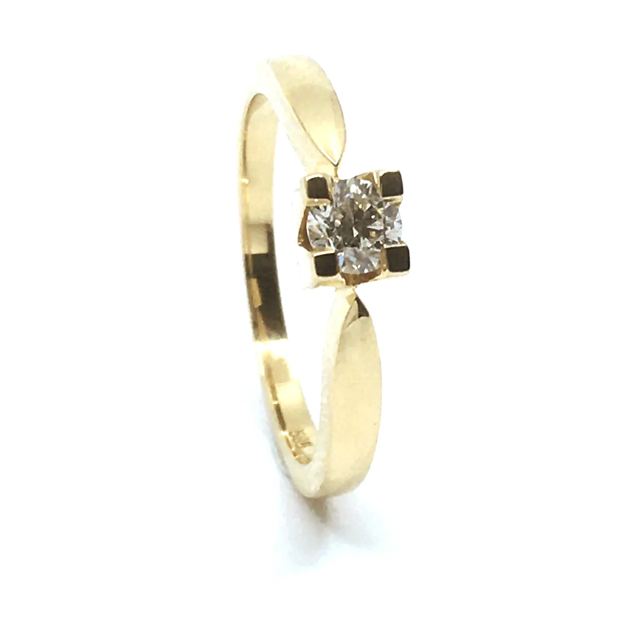 14 KT. GULD EVA RING MED BRILLANT 0,25 CT. W/SI