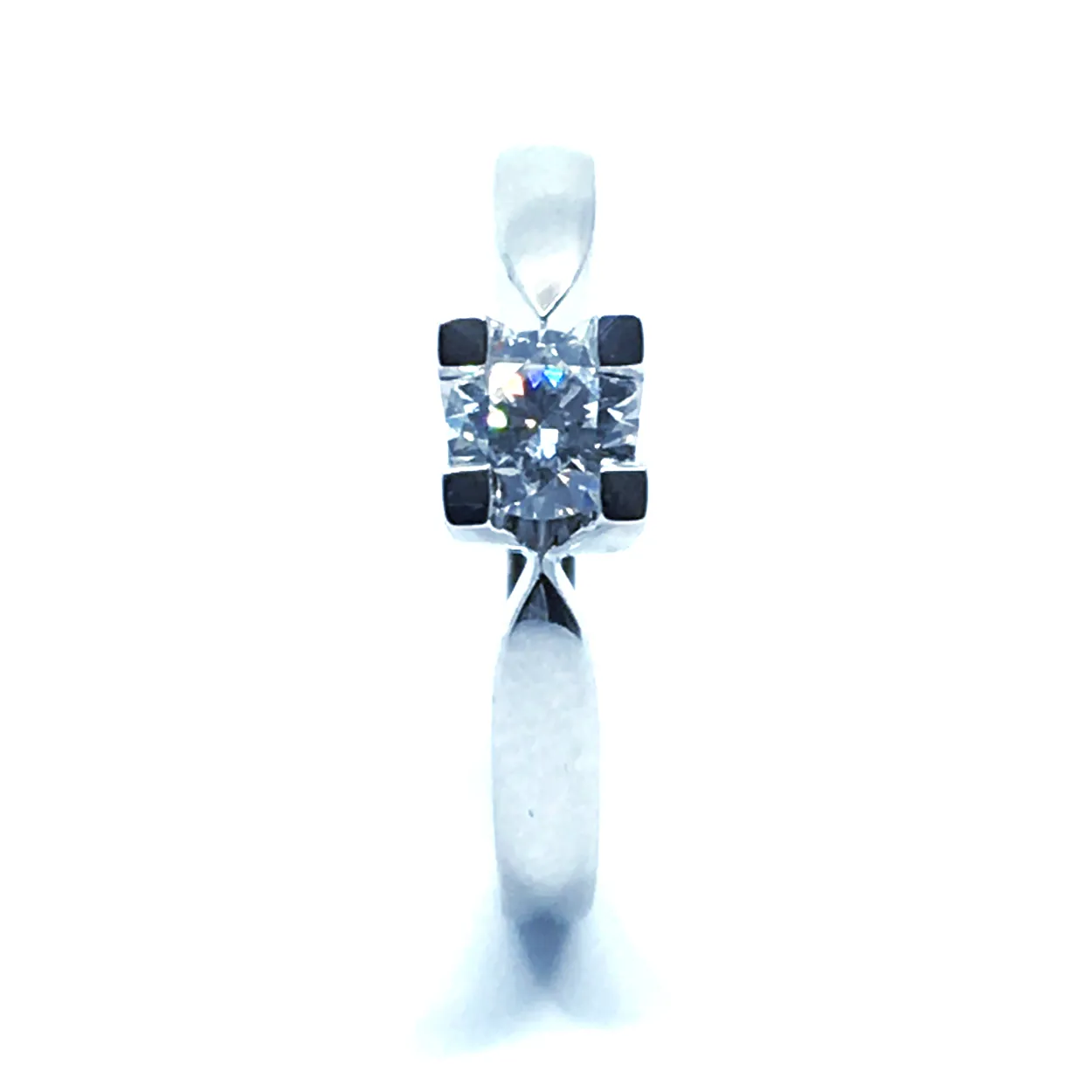 14 KT. HVIDGULD EVA RING MED BRILLANT 0,38 CT. W/SI