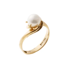 LUND COPENHAGEN 8 KARAT GULD RING MED KULTURPERLE - 3077605-20