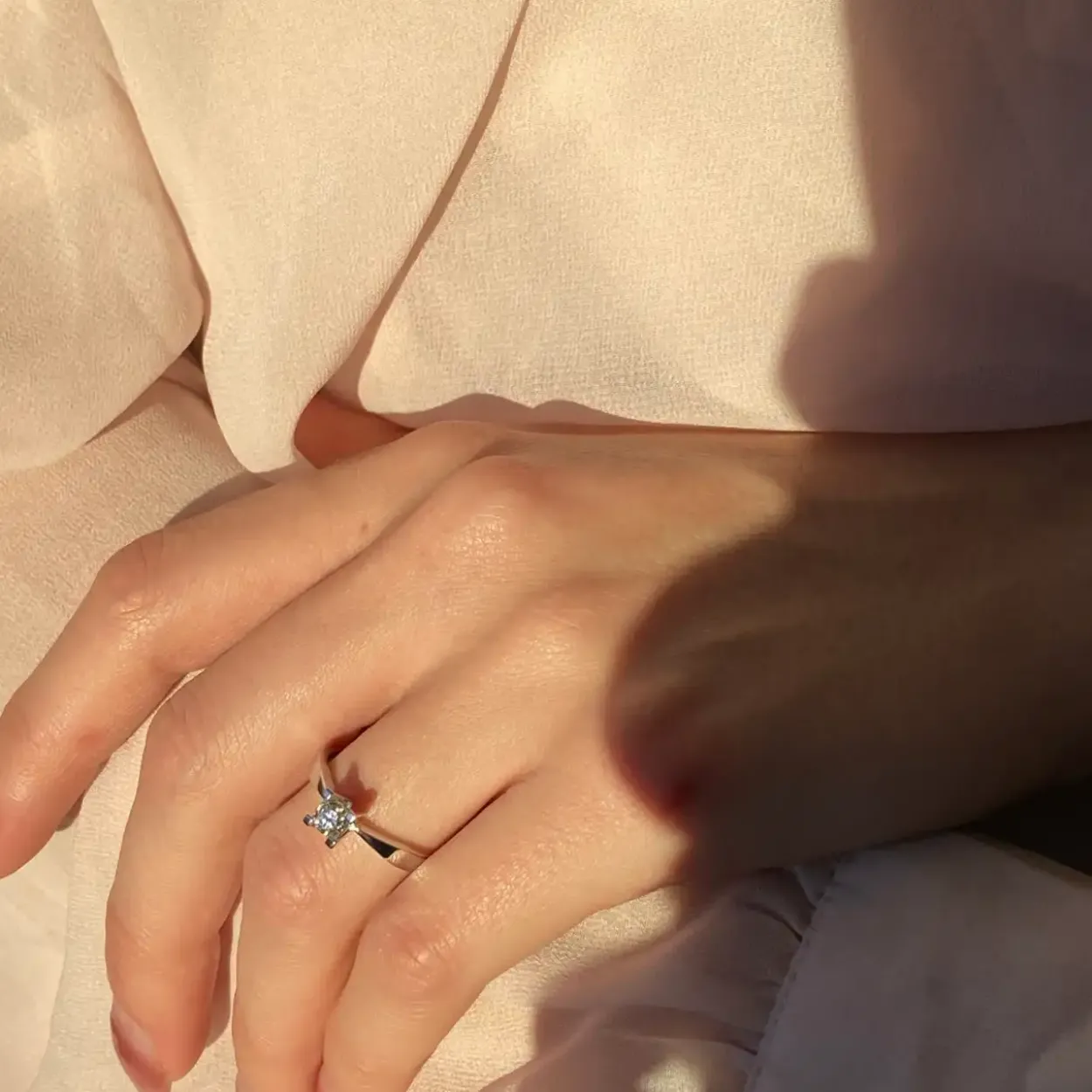 SCRUOPLES KLEOPATRA RING MED BRILLANT 0,15 KARAT - 7135,15